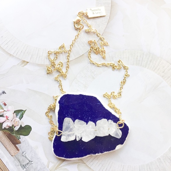 ❗️LAST❗️Raw Quartz Crystal Necklace - Picture 3 of 7